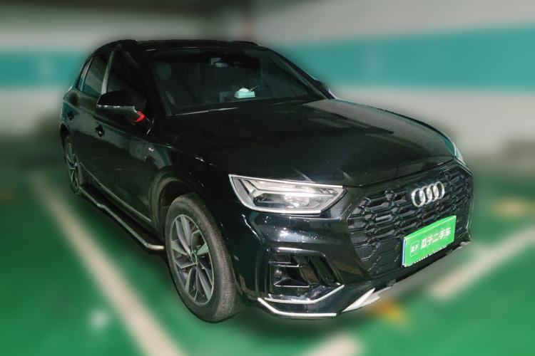 Used Audi Q5L 2023 40T Luxury Dynamic Model Front Right 45 Deg