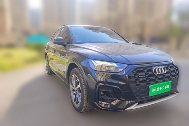 Used Audi Q5L 2023 40T Luxury Dynamic Model Front Right 45 Deg