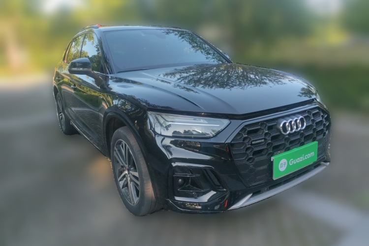Used Audi Q5L 2023 40T Luxury Dynamic Model Front Right 45 Deg