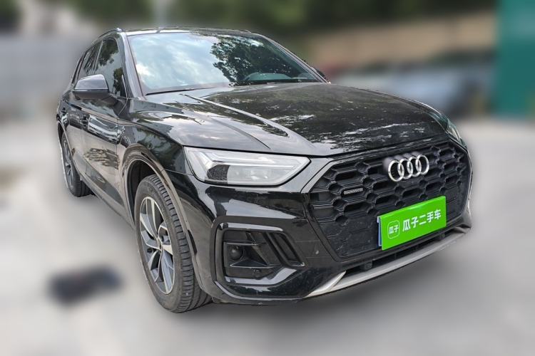 Used Audi Q5L 2023 40T Luxury Dynamic Model Front Right 45 Deg