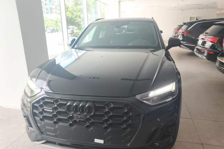 Used Audi Q5L 2023 40T Luxury Dynamic Model Front