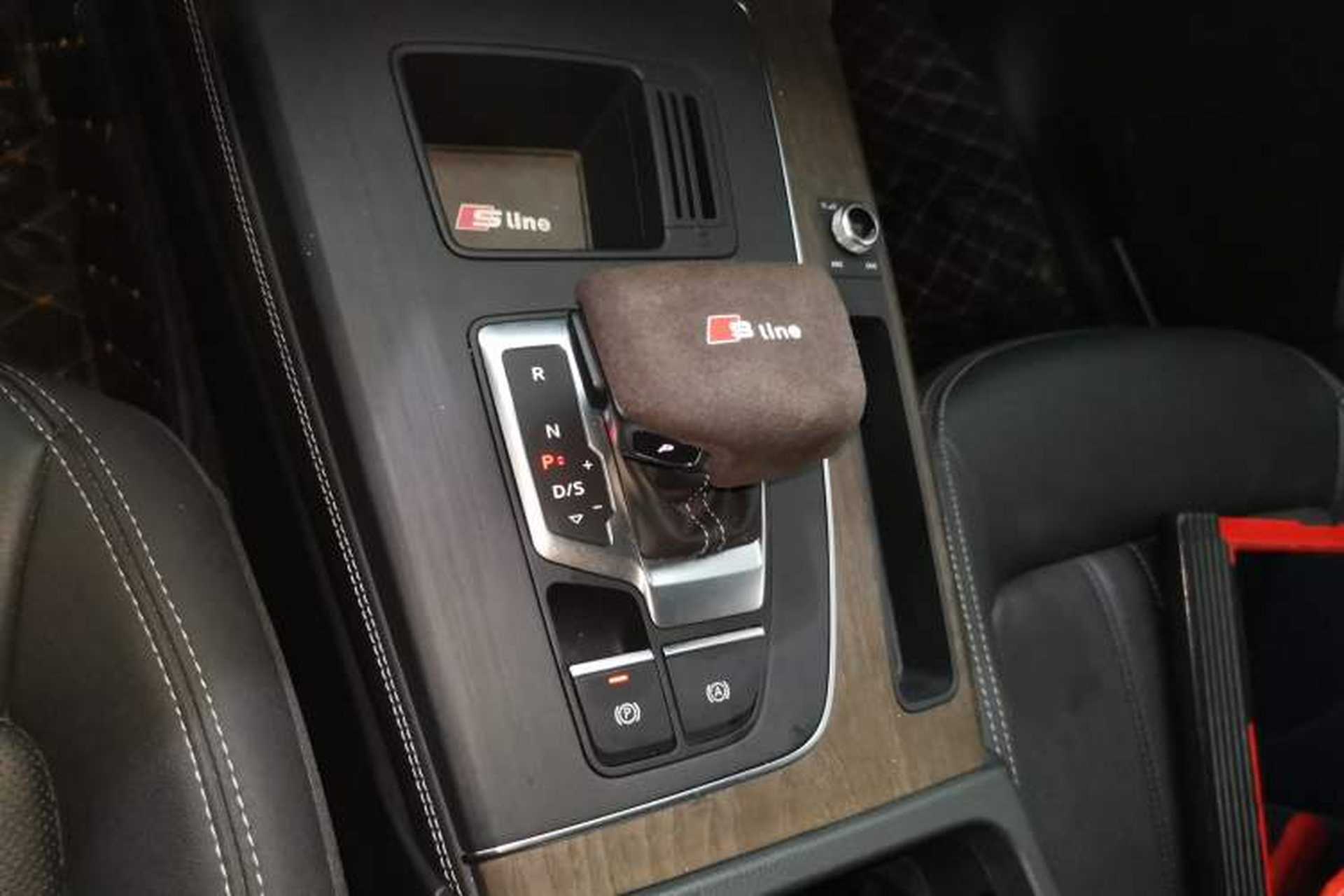 Used Audi Q5L 2023 40T Luxury Elegant Model Gear Lever