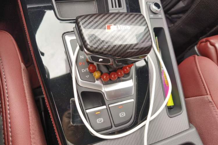 Used Audi Q5L 2023 40T Luxury Dynamic Model Gear Lever