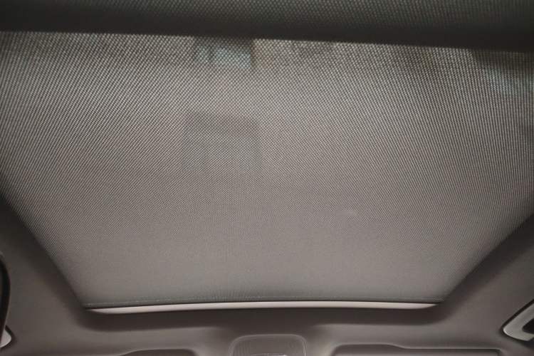 Used Audi Q5L 2023 40T Luxury Dynamic Model Headliner
