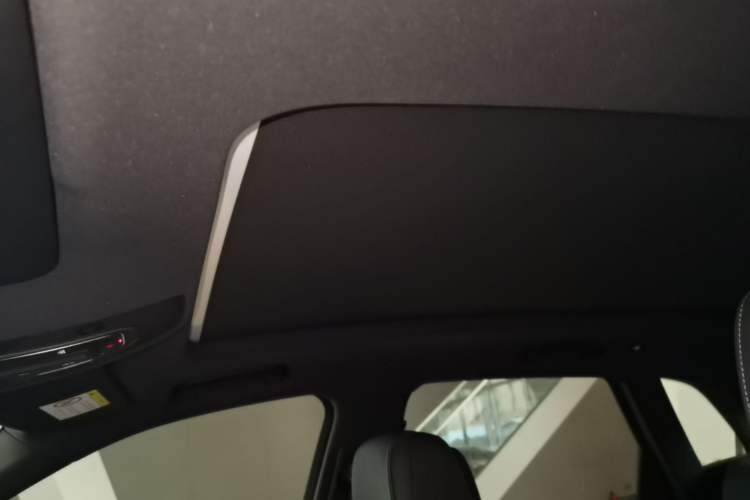 Used Audi Q5L 2023 40T Luxury Dynamic Model Headliner