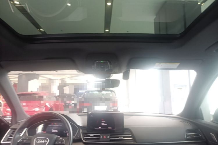 Used Audi Q5L 2023 40T Luxury Dynamic Model Headliner