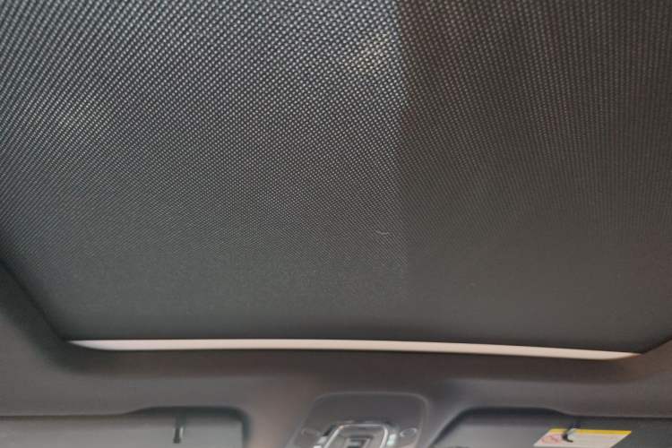 Used Audi Q5L 2023 40T Luxury Dynamic Model Headliner