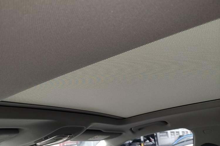 Used Audi Q5L 2023 45T Luxury Dynamic Model Headliner