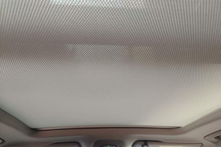 Used Audi Q5L 2023 40T Luxury Elegant Model Headliner