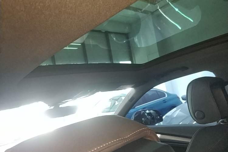 Used Audi Q5L 2023 45T Luxury Dynamic Model Headliner