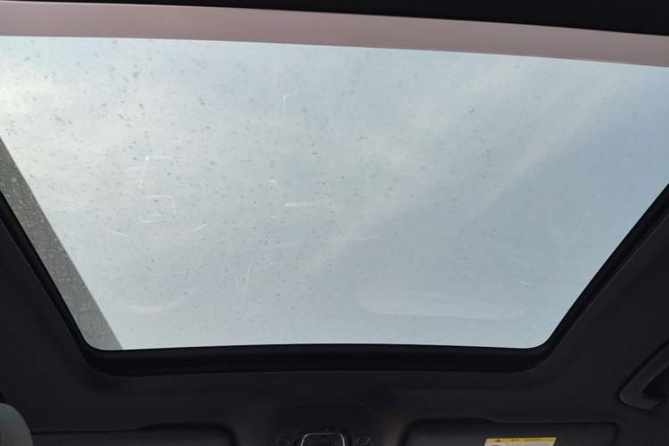 Used Audi Q5L 2023 40T Luxury Dynamic Model Headliner