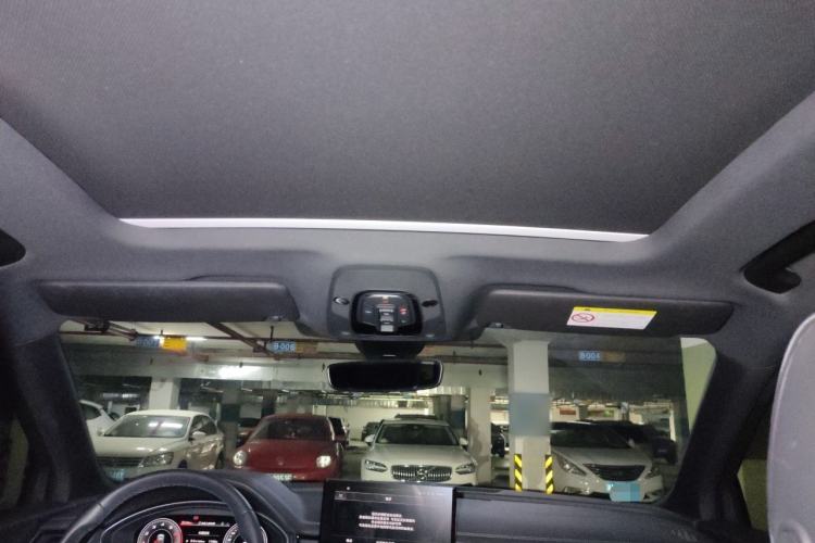 Used Audi Q5L 2023 40T Luxury Dynamic Model Headliner