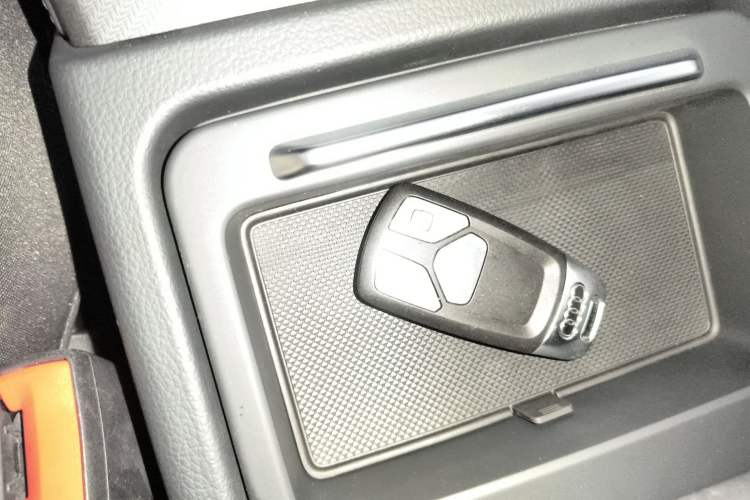 Used Audi Q5L 2023 40T Luxury Dynamic Model Interior 1