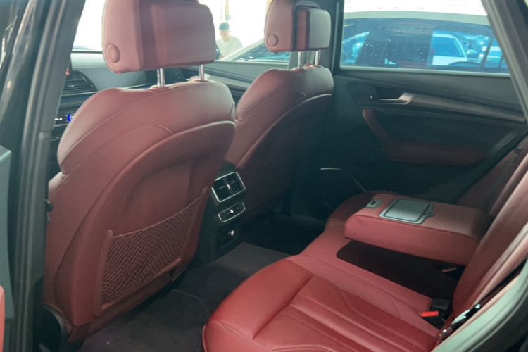 Used Audi Q5L 2023 40T Luxury Dynamic Model Interior 2