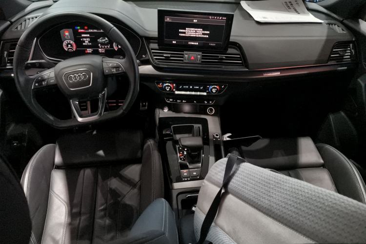 Used Audi Q5L 2023 40T Luxury Dynamic Model Interior 2