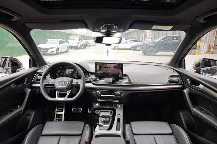 Used Audi Q5L 2023 40T Luxury Dynamic Model Interior 3
