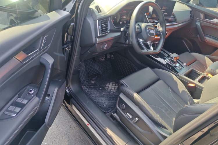 Used Audi Q5L 2023 40T Luxury Dynamic Model Interior 3