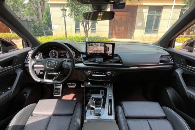 Used Audi Q5L 2023 40T Luxury Dynamic Model Interior 5