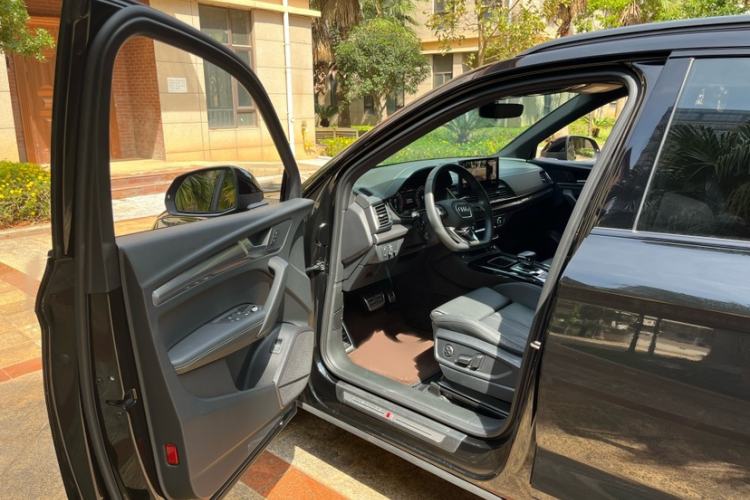Used Audi Q5L 2023 40T Luxury Dynamic Model Interior 7