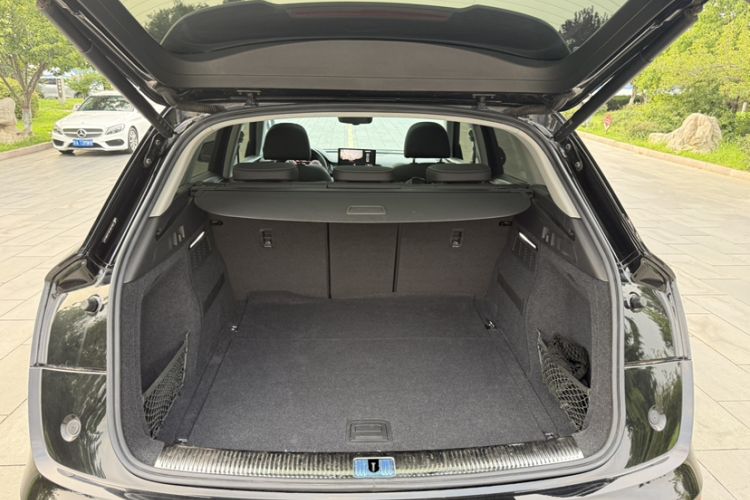 Used Audi Q5L 2023 40T Fashionable and Dynamic Edition Interior 8