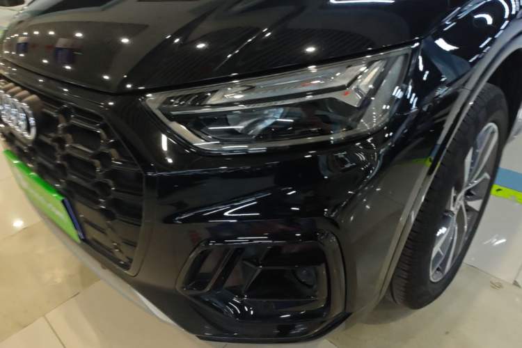 Used Audi Q5L 2023 40T Fashionable and Dynamic Edition Left Front Headlight