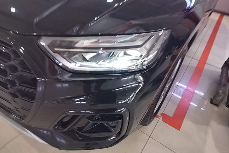 Used Audi Q5L 2023 40T Luxury Dynamic Model Left Front Headlight