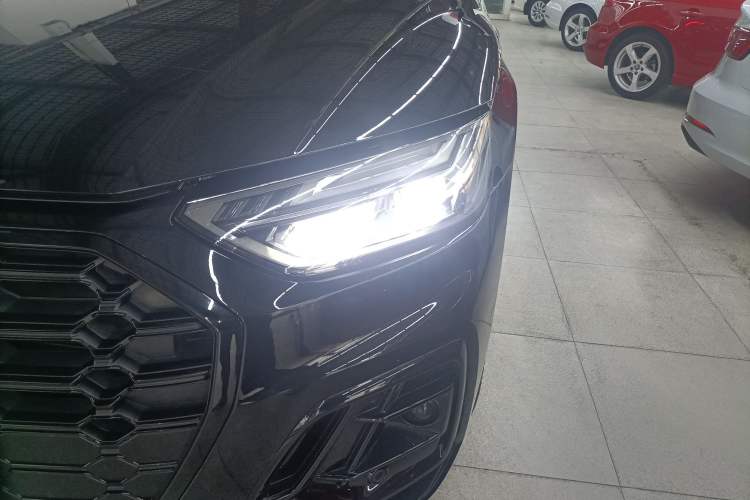 Used Audi Q5L 2023 40T Luxury Dynamic Model Left Front Headlight