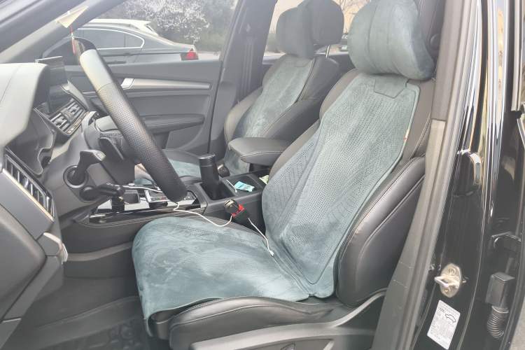 Used Audi Q5L 2023 40T Luxury Dynamic Model Left Front Seat