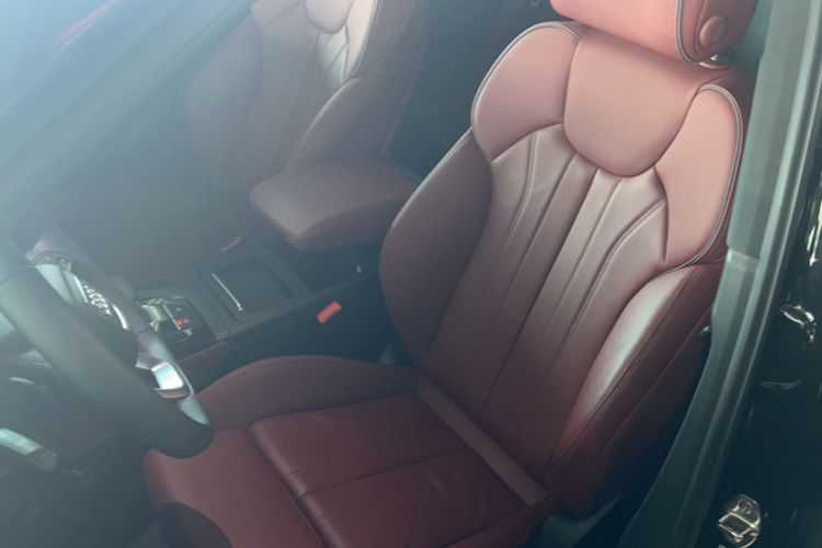 Used Audi Q5L 2023 40T Luxury Dynamic Model Left Front Seat