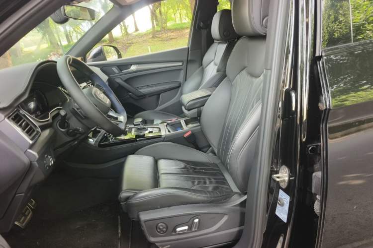 Used Audi Q5L 2023 40T Luxury Dynamic Model Left Front Seat