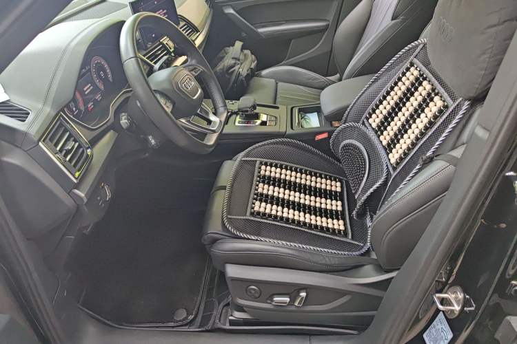 Used Audi Q5L 2023 40T Luxury Dynamic Model Left Front Seat