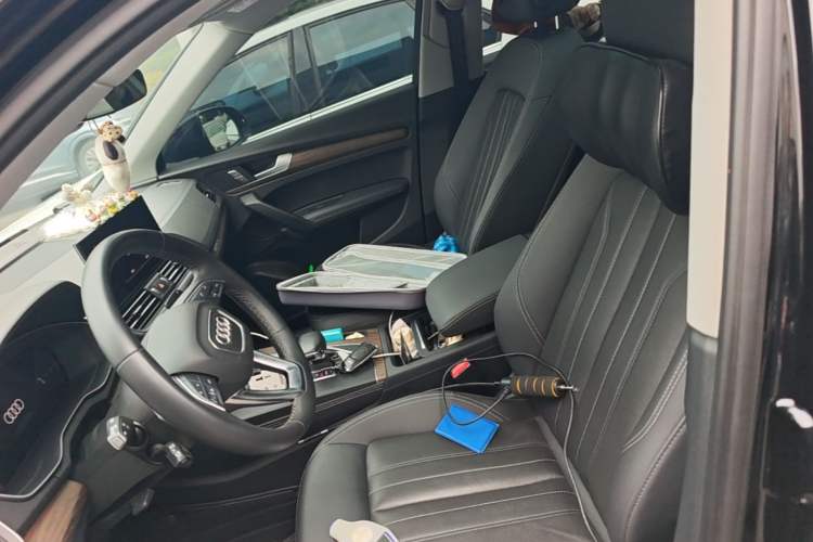 Used Audi Q5L 2023 40T Fashionable and Elegant Version Left Front Seat