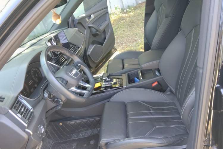 Used Audi Q5L 2023 40T Luxury Dynamic Model Left Front Seat