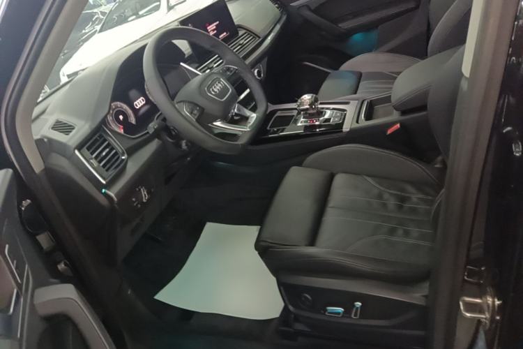 Used Audi Q5L 2023 40T Fashionable and Dynamic Edition Left Front Seat