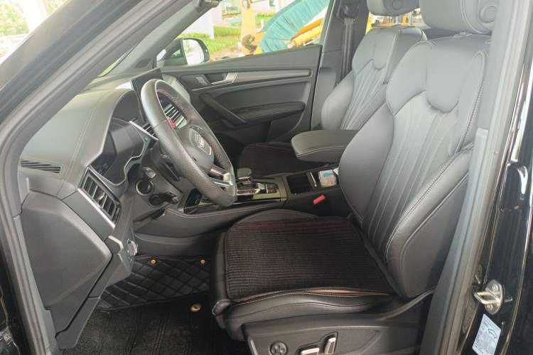 Used Audi Q5L 2023 45T Luxury Dynamic Model Left Front Seat