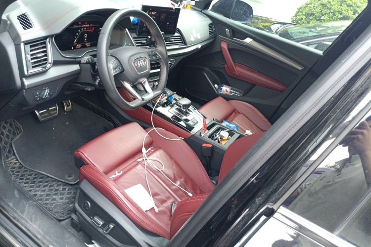 Used Audi Q5L 2023 40T Luxury Dynamic Model Left Front Seat