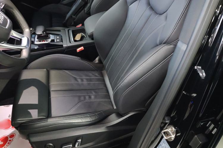 Used Audi Q5L 2023 40T Luxury Dynamic Model Left Front Seat