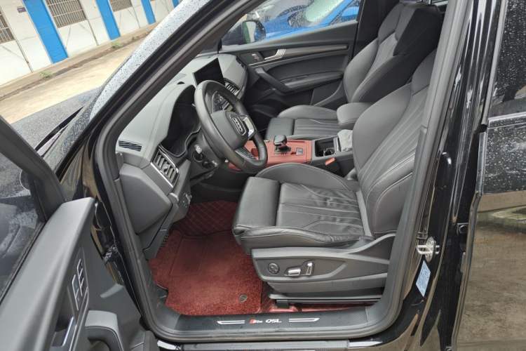 Used Audi Q5L 2023 45T Luxury Dynamic Model Left Front Seat