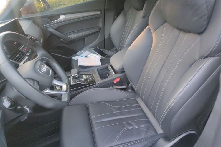 Used Audi Q5L 2023 40T Luxury Dynamic Model Left Front Seat