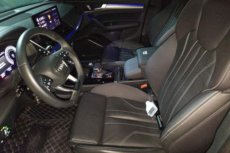 Used Audi Q5L 2023 40T Luxury Dynamic Model Left Front Seat