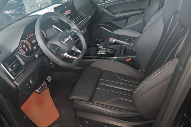 Used Audi Q5L 2023 40T Luxury Dynamic Model Left Front Seat