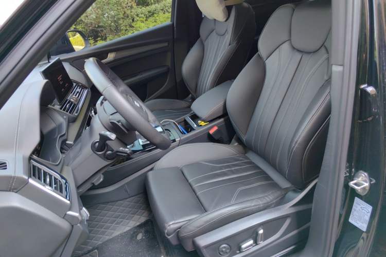 Used Audi Q5L 2023 45T Luxury Dynamic Model Left Front Seat