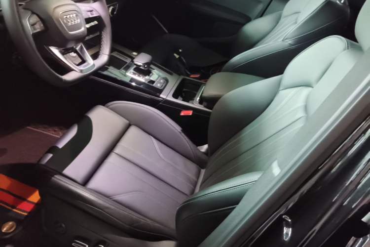 Used Audi Q5L 2023 40T Luxury Dynamic Model Left Front Seat