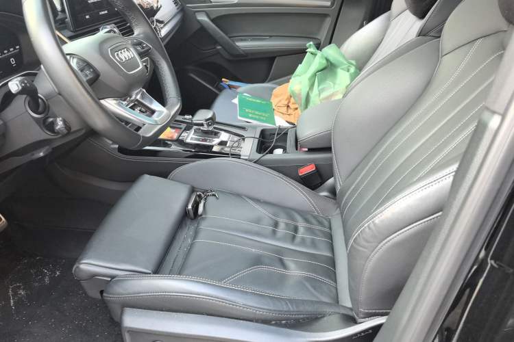 Used Audi Q5L 2023 40T Luxury Dynamic Model Left Front Seat
