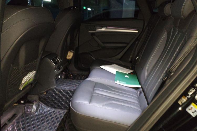 Used Audi Q5L 2023 40T Luxury Dynamic Model Left Rear Seat