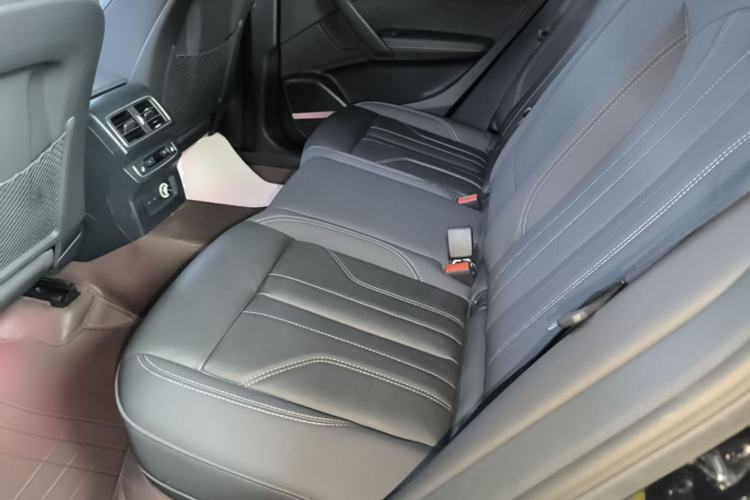 Used Audi Q5L 2023 45T Luxury Dynamic Model Left Rear Seat