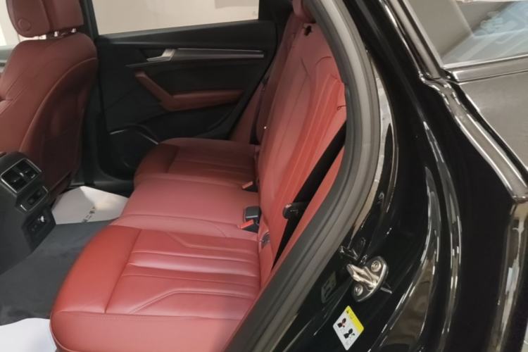 Used Audi Q5L 2023 40T Luxury Dynamic Model Left Rear Seat