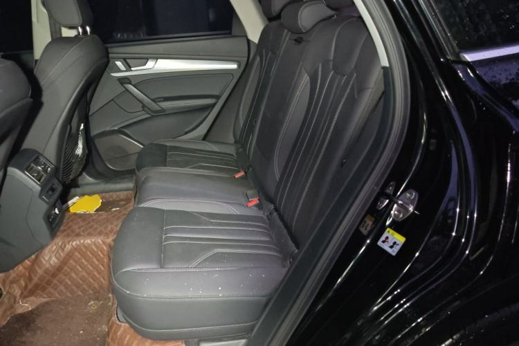 Used Audi Q5L 2023 40T Fashionable and Dynamic Edition Left Rear Seat