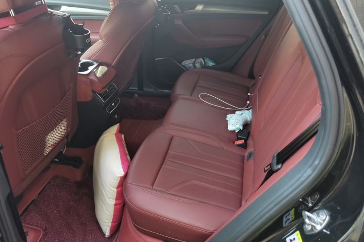 Used Audi Q5L 2023 40T Luxury Dynamic Model Left Rear Seat