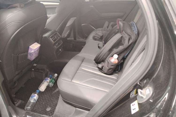 Used Audi Q5L 2023 40T Luxury Dynamic Model Left Rear Seat